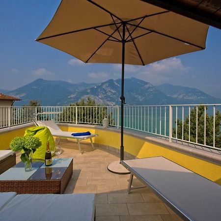 Casa Vacanze Marconi 22 Marone Kültér fotó