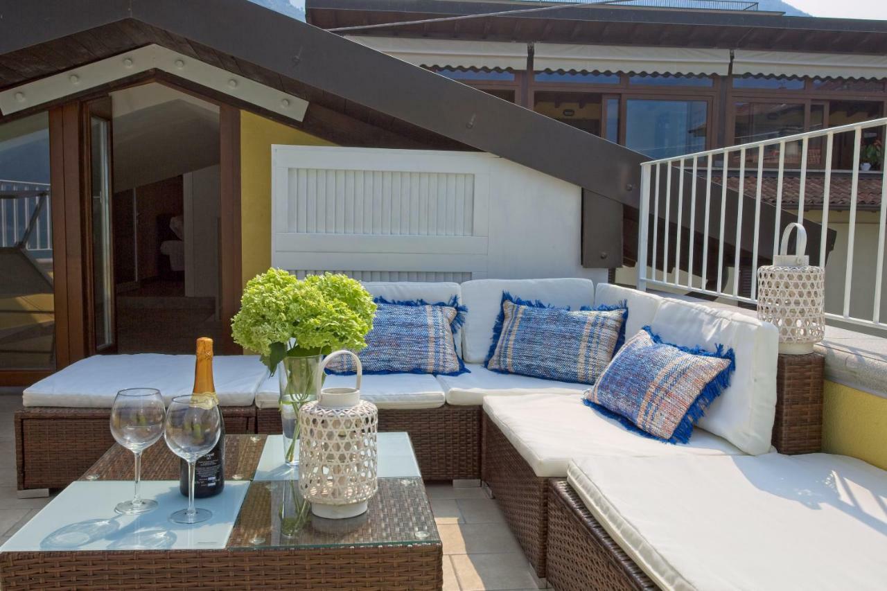 Casa Vacanze Marconi 22 Marone Kültér fotó