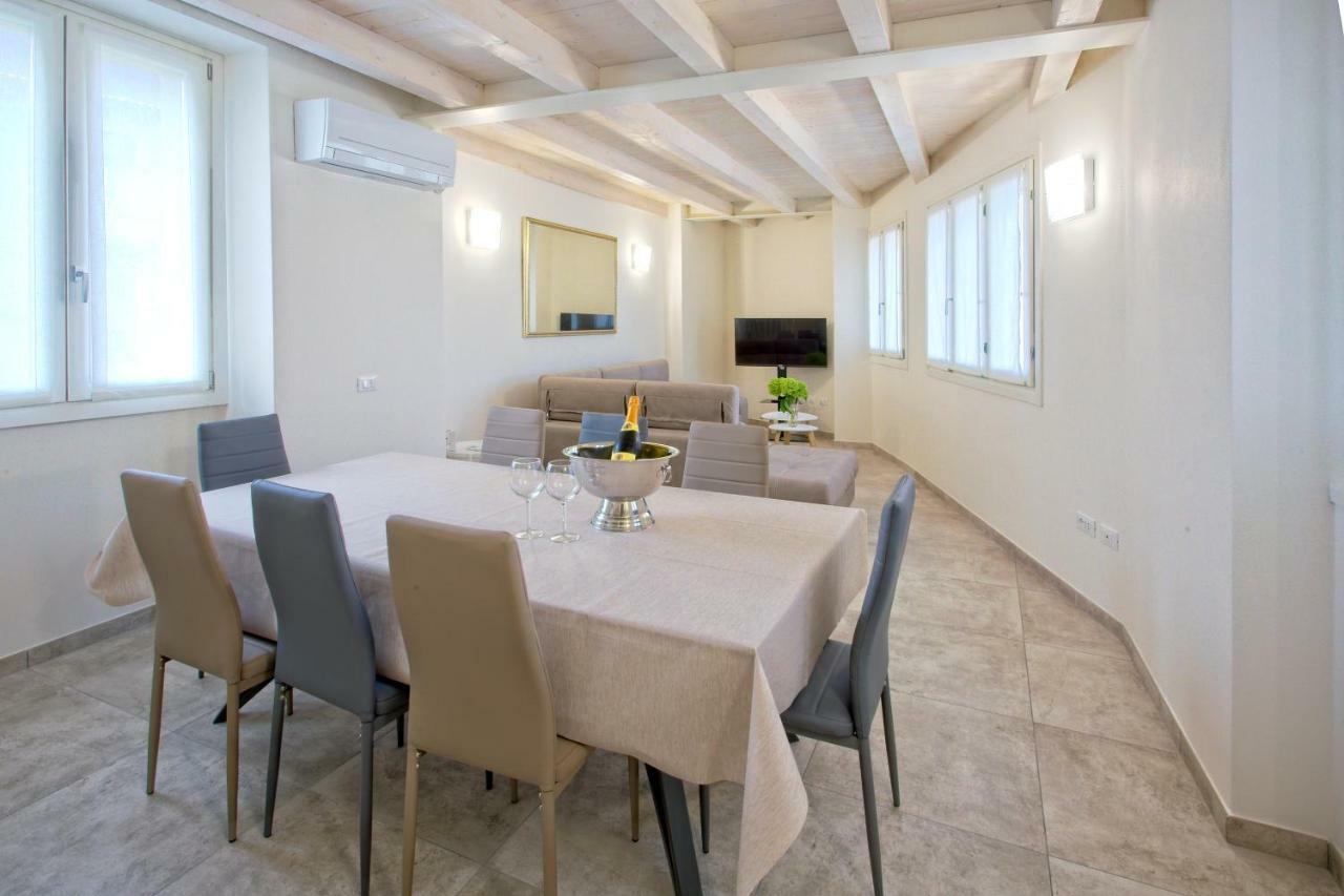 Casa Vacanze Marconi 22 Marone Kültér fotó