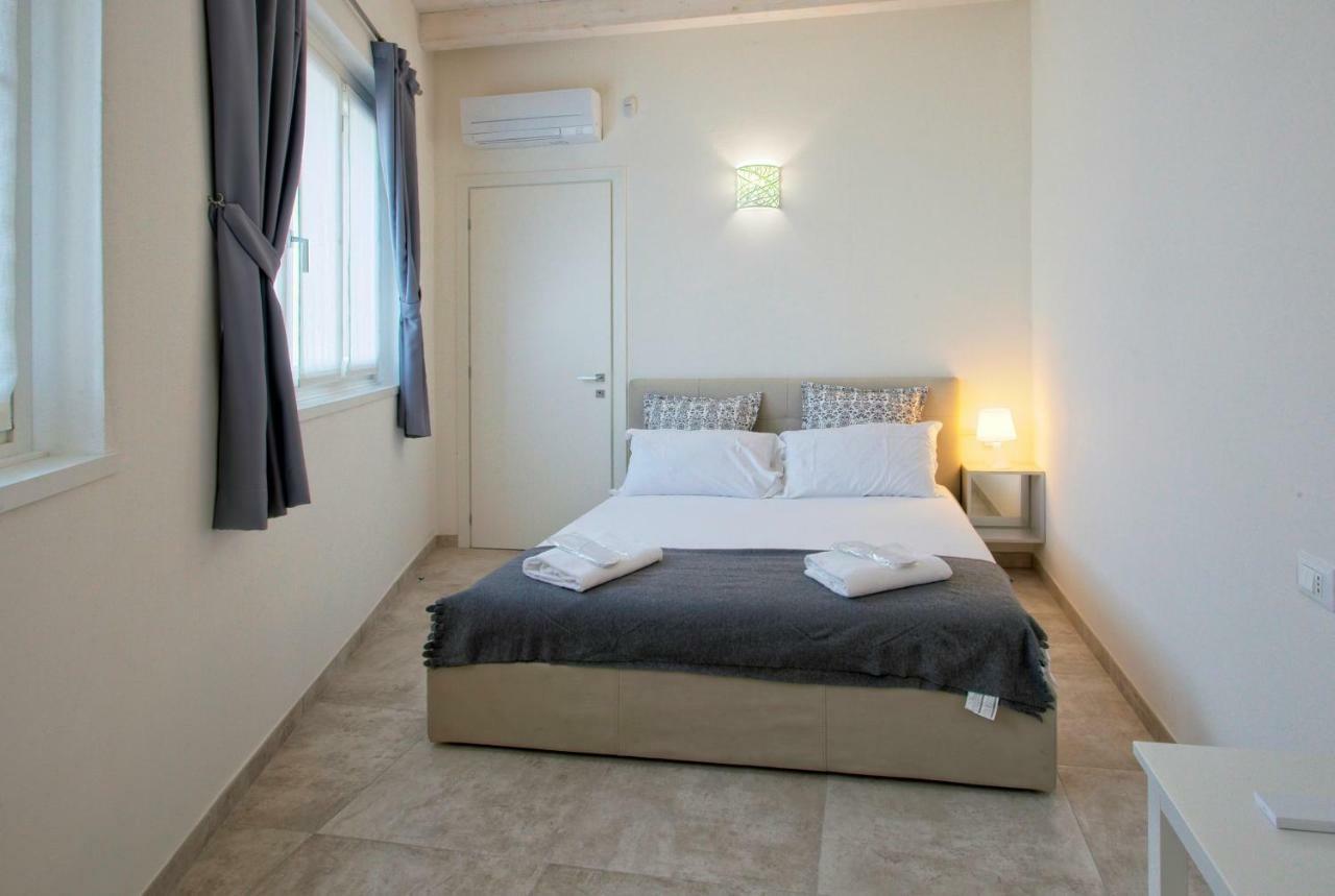 Casa Vacanze Marconi 22 Marone Kültér fotó